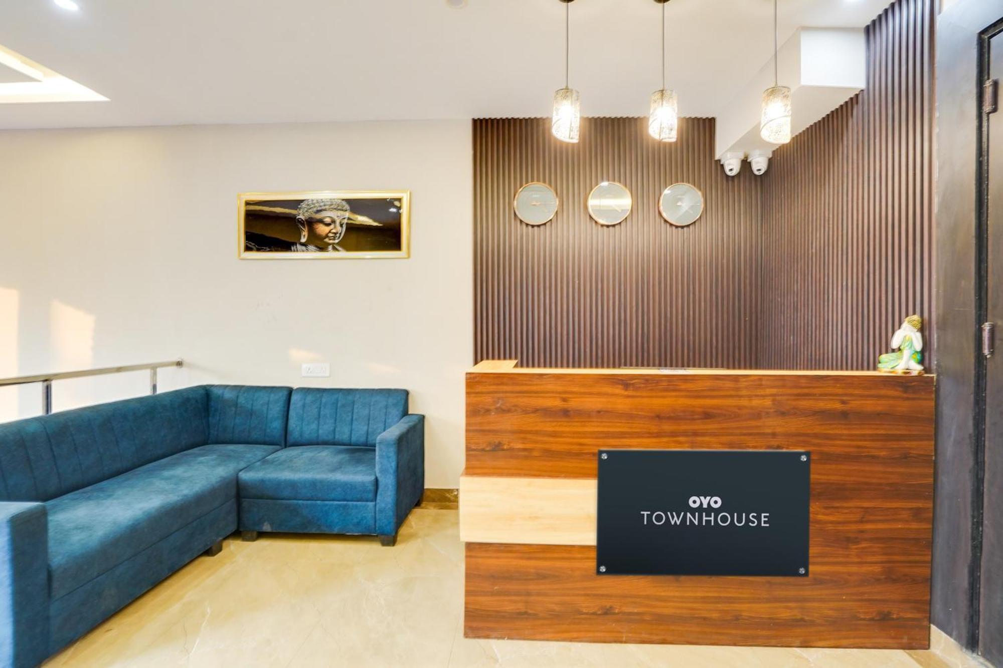 Super Townhouse The Royal Casa Hotell Ghaziabad Eksteriør bilde